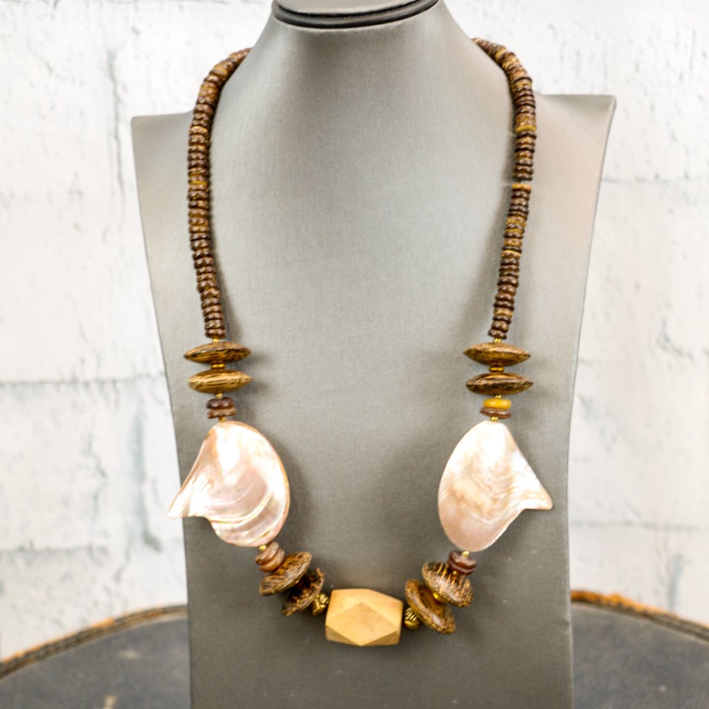 Vintage 80s Wood & Shell Karla Jordan Necklace